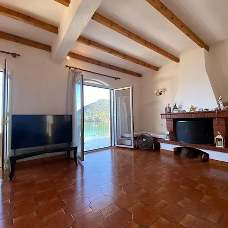 Beach House Above The Sea W Breathtaking View Vakantiehuis *