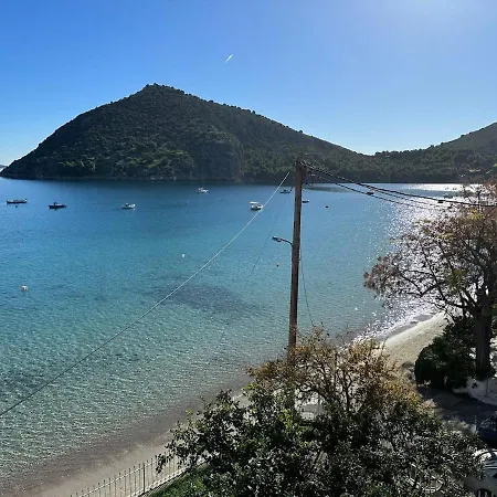 Dom wakacyjny Beach House Above The Sea W Breathtaking View *